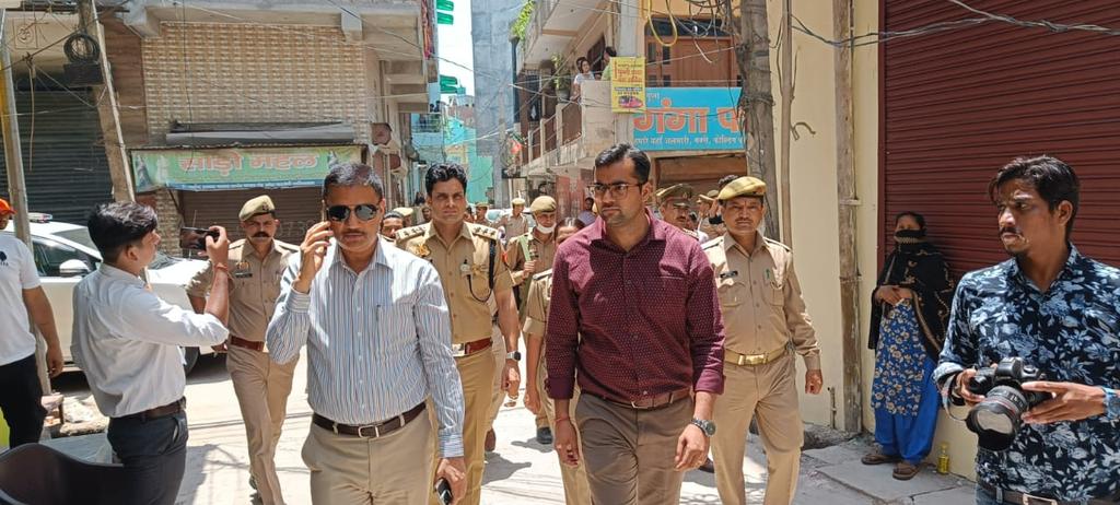 DM Ghaziabad tweet media