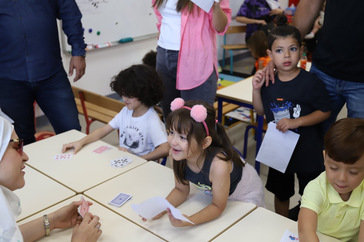 EFIDjeddah's tweet photo. A splendid Open House morning at EFID! Thanks to teachers, assistants, students, and parents for their participation. A successful glimpse into our French-style kindergarten! 🎈📚 #EFID #JeddahSchools #OpenHouse @mlfmonde @Mlfpedagogie @FranceinJeddah @FranceinKSA https://t.co/8pZI0gV6GF