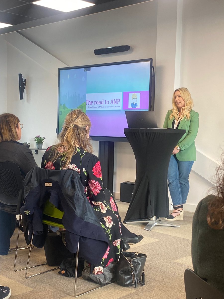 Jennie Ryan tweet media