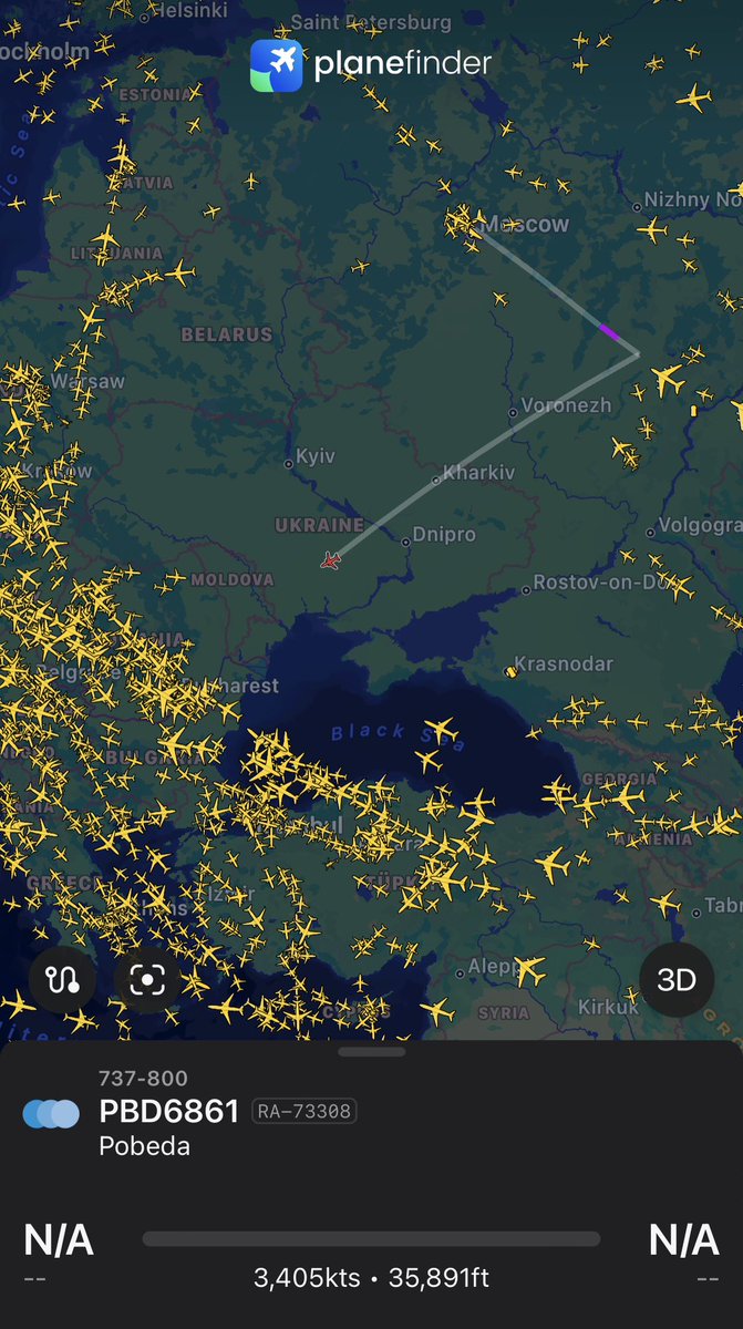 JonJamesPhoto81's tweet image. A lone aircraft flying from Moscow over Ukraine? 
#planegeek