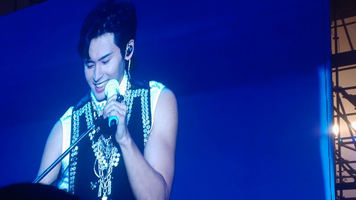 Pachzii3's tweet photo. รอยยิ้มที่คุ้นเคย รักกกกกก https://t.co/QB795RhoXY