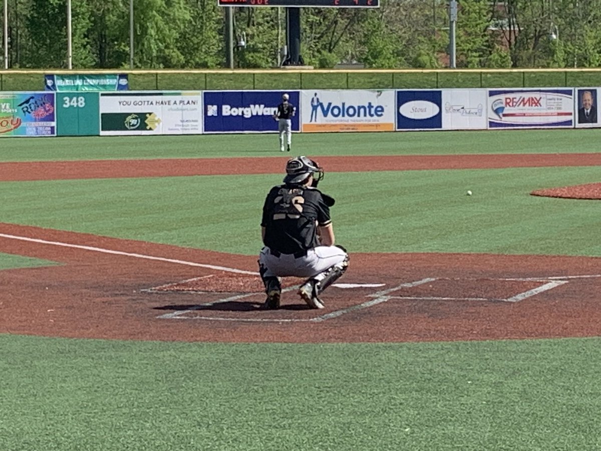 BIGPAPI08170011's tweet photo. Spartans with the W beating Bluffton 11-3 bombing 3 HRs and Ty Lawson going the distance with the complete game on the bump!!  Play again at 4:30 against the #1 seed Franklin Grizzlies!! @ggleason111 @MUspartanbase https://t.co/vuVNbzkFrZ