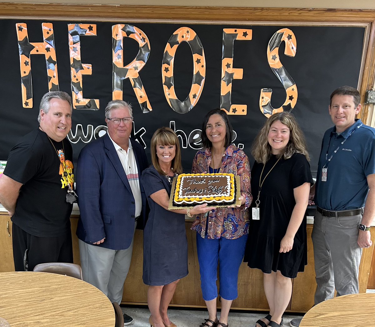 Black Fox Elementary (@blackfoxrocks) on Twitter photo Special thanks to Amanda Lee and Milan Blake for supporting our faculty and staff!
<a href="/BradleySchools/">Bradley Co. Schools</a> @blackfoxkim Special thanks to Amanda Lee and Milan Blake for supporting our faculty and staff!
<a href="/BradleySchools/">Bradley Co. Schools</a> @blackfoxkim