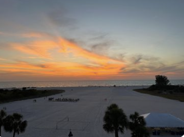 sandkeyresort's tweet photo. No extra charge for the views. #sunset #clearwaterBeach at #sandkey #sheratonsandkeyresort https://t.co/quc9VmkmRq