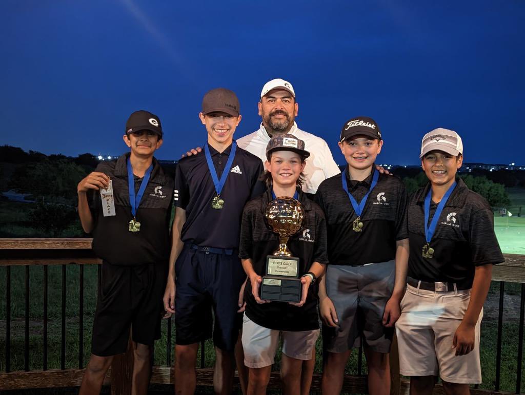 math_coach14's tweet photo. @NISDGarcia Gladiators Boys AND Girls are the Middle School DISTRICT CHAMPIONS!!! https://t.co/GilZkesTiM