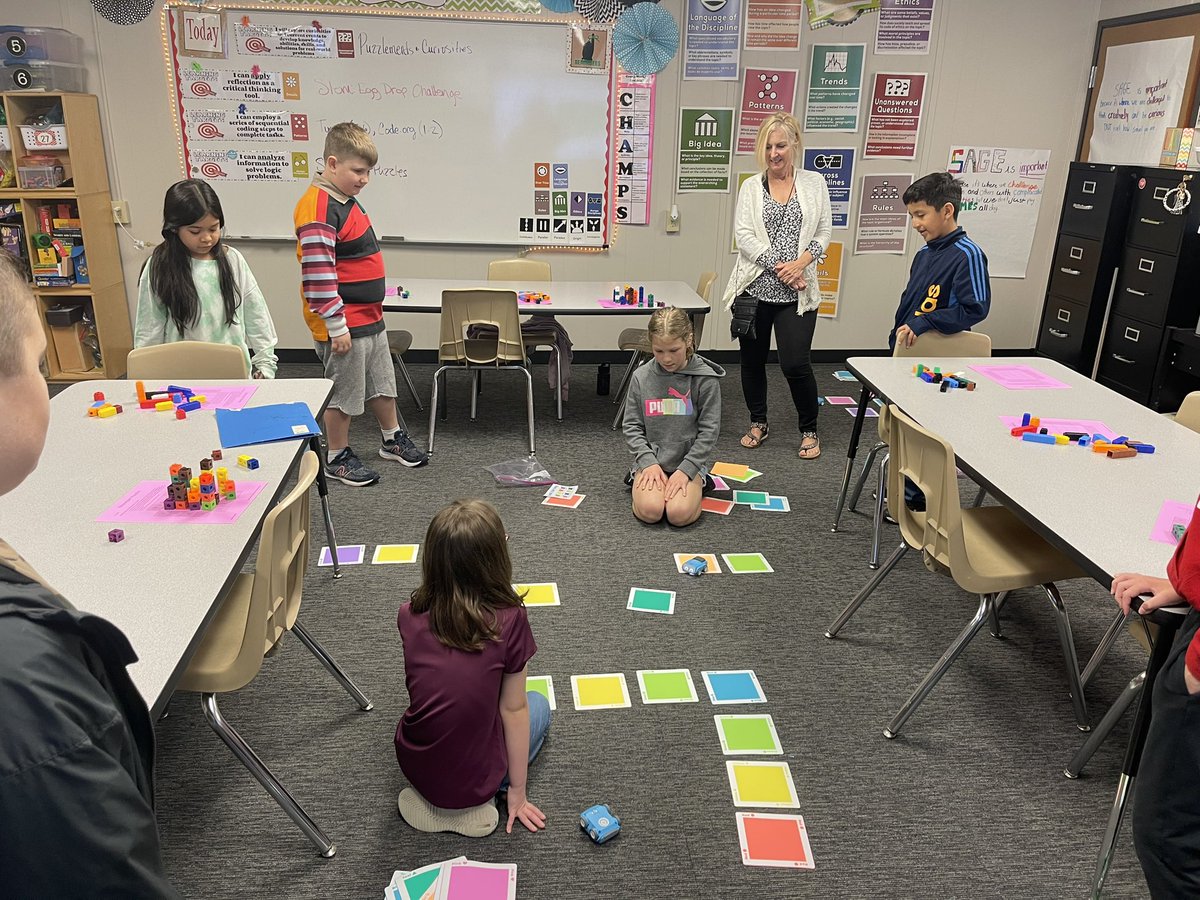 melony_stevens's tweet photo. Thank you @CKelly_EdTech for coming to an Indi Coding Lesson with our @jonesrisd students! @GTRockwall  @Rockwall_ITS @rockwallschools https://t.co/YYUYXAzTk2