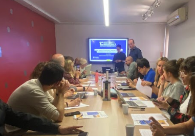 FTrams's tweet photo. Local Multiplier event del projecte @EUErasmusPlus @Ivetproject amb les escoles associades a la @FTrams i la participació de @KIMbcn i Jordi Alba del @CSUC_info Acompanyem a docents i alumnes en la innovació a l'hora de transferir el coneixement i la tecnologia. https://t.co/nOLjP4VdHn