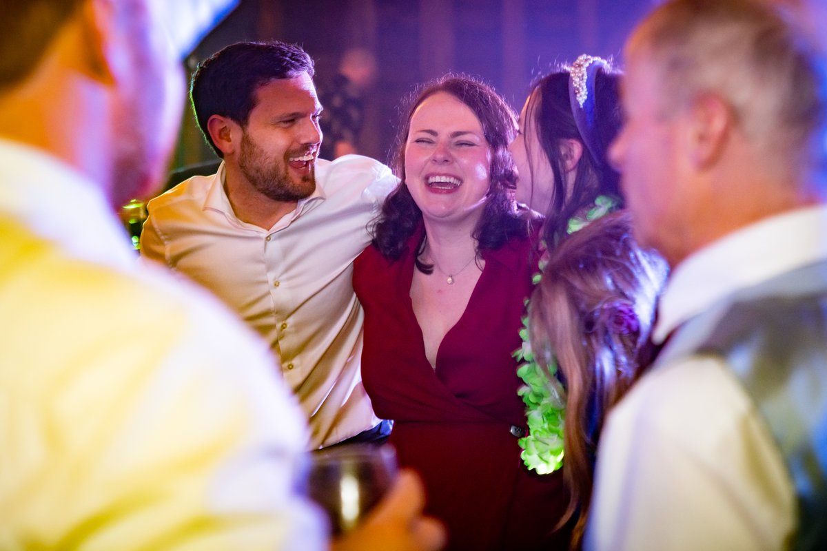 TheHotShotsUK's tweet photo. Smiles and shapes! A few more from V&amp;R's wedding reception! 

#wedding #weddingband #weddingreception #Bride #Groom #Livemusic #Liveband #livemusicphotography #partyband #weddingphotos #weddingphotography #AliveNetwork #AliveWeddings #AliveBands https://t.co/4KgrUGAiav