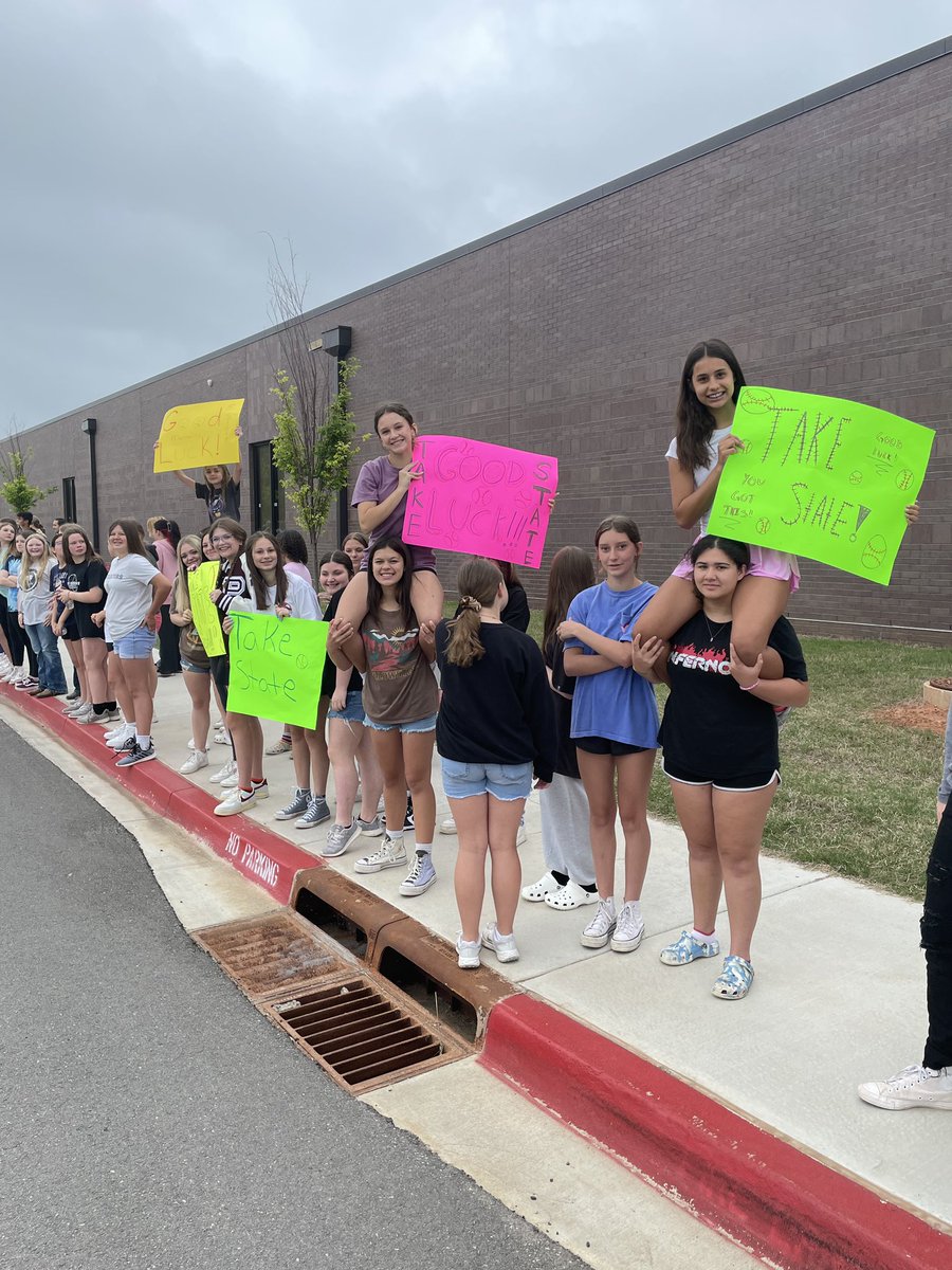 perry_schools's tweet photo. Good luck to PHS Baseball in the first round of the state tournament today! ⚾️ #takestate #perryok #okpreps
@PerryMaroonBSB https://t.co/wwTefr8dZ4