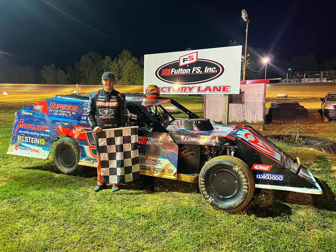Congratulations Mike McKinney, Mike's dad and company on last night's win at Spoon River!

#teamwillys #willyssuperbowl #choiceofchampions #runonerfollowone #winnngwithwillys