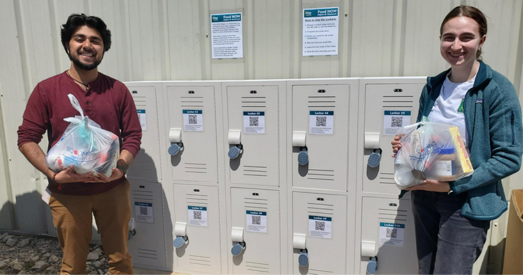 UW Morgridge Center (@morgridgecenter) on Twitter photo Thanks to two <a href="/UWMadison/">UW–Madison</a> students and Wisconsin Idea Fellows, The River Food Pantry has installed 10 outdoor lockers to fill with free food for anyone to access outside of pantry distribution hours.
Read more: riverfoodpantry.org/blog/new-after… Thanks to two <a href="/UWMadison/">UW–Madison</a> students and Wisconsin Idea Fellows, The River Food Pantry has installed 10 outdoor lockers to fill with free food for anyone to access outside of pantry distribution hours.
Read more: riverfoodpantry.org/blog/new-after…