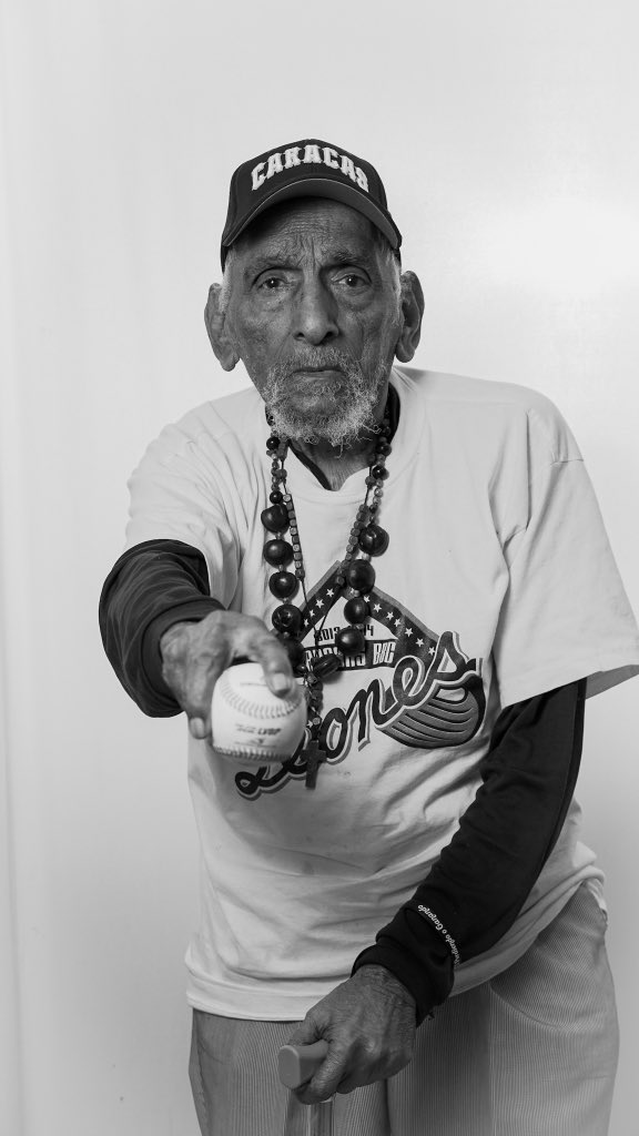 Hay noticias que quiebran el alma, es un proceso natural de la vida pero, aún así, nunca estamos listos para afrontarlas. 

Con profundo dolor, tristeza y el alma rota, informamos a todos del fallecimiento de Jesús “Chivita” Lezama. 

Vuela alto amigo, hermano, fanático #1