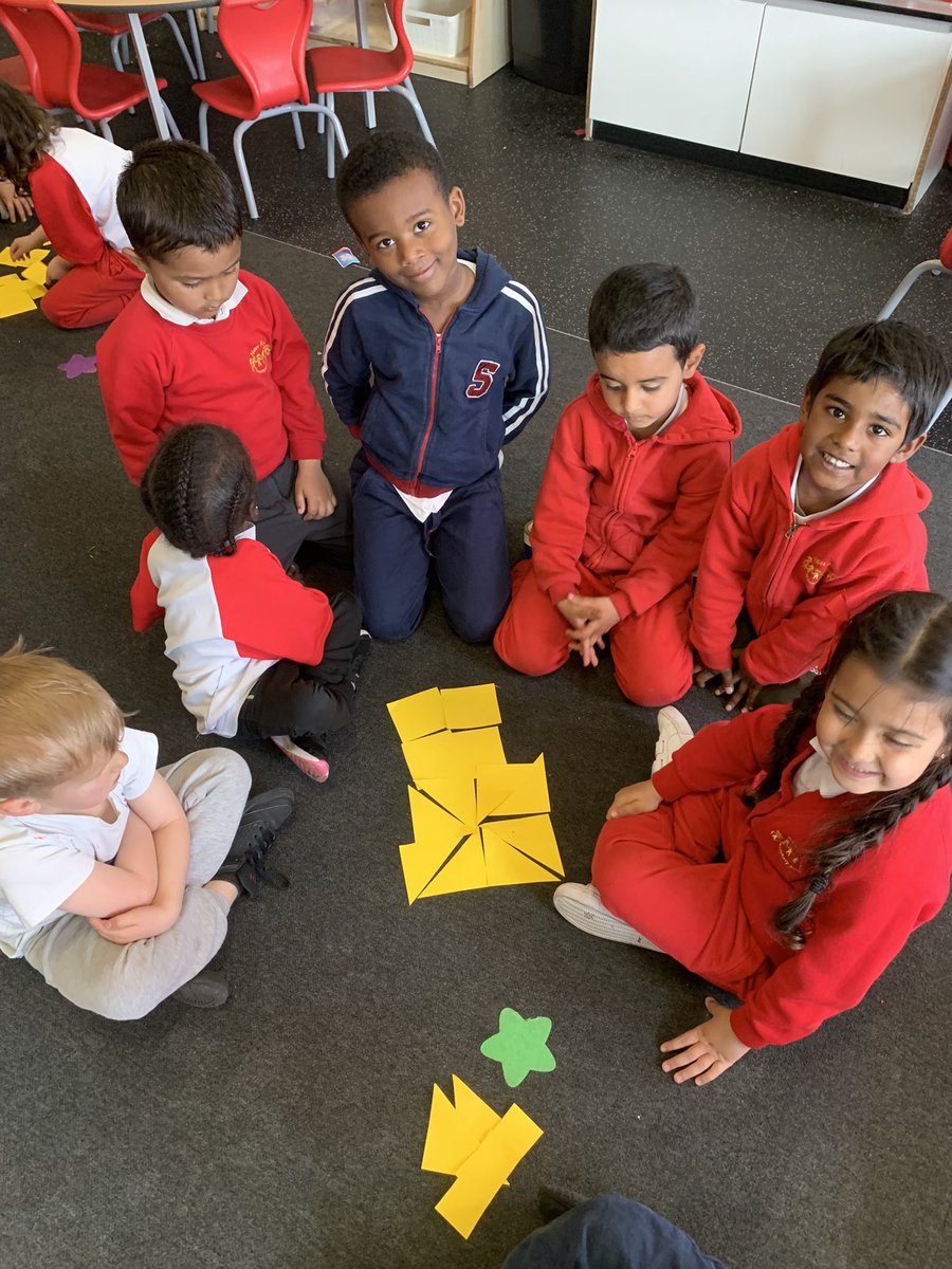 NewParkPrimary's tweet photo. RM have enjoyed exploring and manipulating different 2D shapes and seeing what they can create 🔵🔺🟨 #NP_RM #NP_Maths https://t.co/TSfDKwLMyB