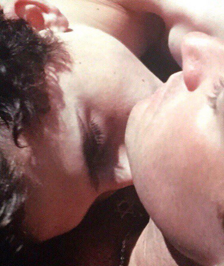 OohnjVIeOKOJAaU's tweet photo. You are my home. When you're with me and everything is fine with us, I don't need anything else. #CallMebyYourName #CMBN
#ArmieHammer #TimothyChalamet #LucaGuadagnino #supportarmiehammer https://t.co/EoXZPqWr7o