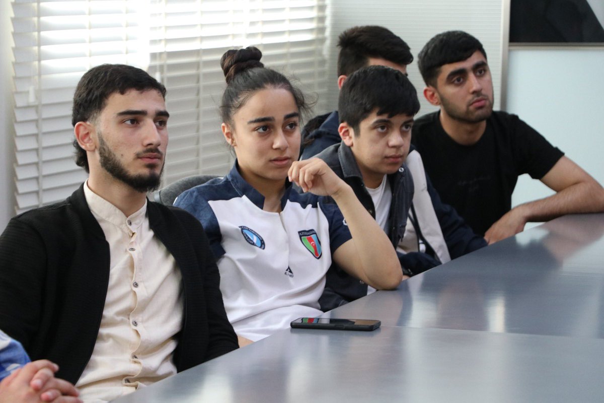 asapesofficial's tweet photo. ASAPES SABAH tələbələrinə “İrimiqyaslı idman yarışlarında menecment” mövzusunda seminar keçirilib

#ASAPES #İdmanAkademiyası #ASAPESABAH https://t.co/DFXvGzGsgf