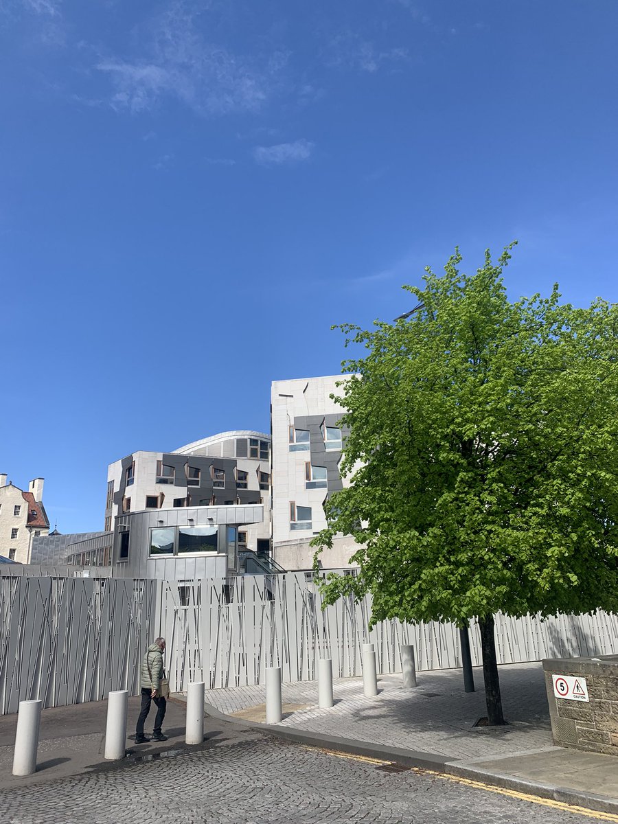 We had the best trip yesterday with our S3s to the Scottish Parliament! We sat in on FMQT and had a great Q&amp;A with our local MSP’s! The pupils were brilliant and a credit to the school ☀️😊 <a href="/rosshigh/">Ross High School</a> <a href="/PaulMcLennan7/">Paul McLennan - MSP for East Lothian</a> <a href="/_MWhitfield/">Martin Whitfield MSP</a> <a href="/HumzaYousaf/">Humza Yousaf</a> <a href="/ScotParl/">Scottish Parliament</a>