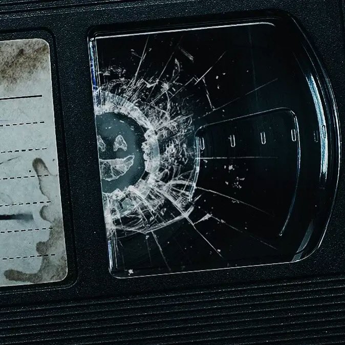 Thrilled to be providing kit for another series of Black Mirror. You can catch more of the dystopian fiction next month 🤡

#hireworks #kit #hire #postproduction #edit #blackmirror #netflix