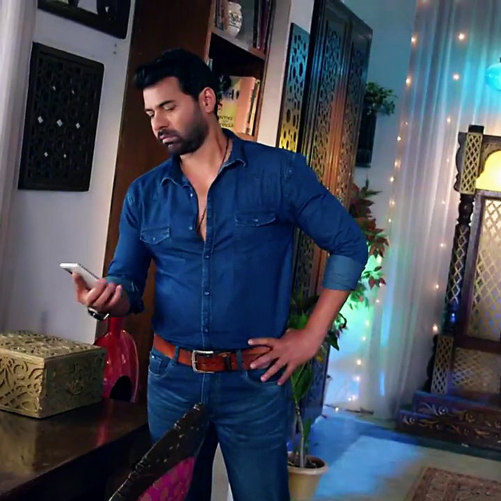 Andrasabe's tweet photo. #ep352 #RadhaMohan #ShabirAhluwalia #MohanTrivedi https://t.co/vhKOiFlPFU