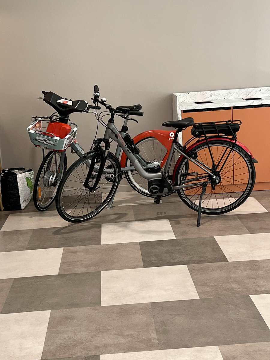 Événement autour des mobilités durables chez <a href="/EDFofficiel/">EDF</a> #LyonGerland. <a href="/lpa_mobilites/">LPA Mobilités</a> <a href="/leoandgo/">Leo&Go</a> <a href="/EnCovoitGLyon/">En Covoit' GrandLyon</a> Un évènement qui s’intègre dans le cadre du Plan Mobilité Employeur Commun de Gerland porté par <a href="/AssoCLE7/">CLE7</a>