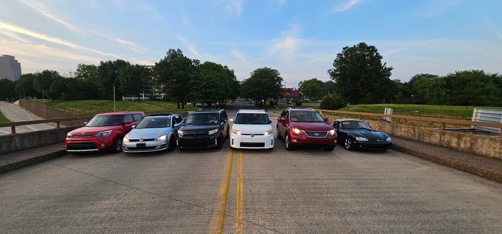 MikeOrndorff's tweet photo. @SecretaryPete Can you help my neighborhood out? We want a deck park in Little Rock to connect our neighborhood with the one north of us. We have a park and an interstate between us. The bridge js 44' wide. https://t.co/qrhvpQwR9S