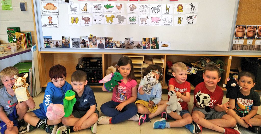 Puppets are a fun way to review French vocabulary! <a href="/alcdsb/">ALCDSB</a> <a href="/alcdsb_olmc/">Our Lady Mt Carmel</a> <a href="/alcdsb/">ALCDSB</a> <a href="/KamaWilson3/">KamaW</a> #BetterTogether #ALCDSBMYSP #ALCDSBFormed <a href="/alcdsbfsl/">FSL ALCDSB</a>