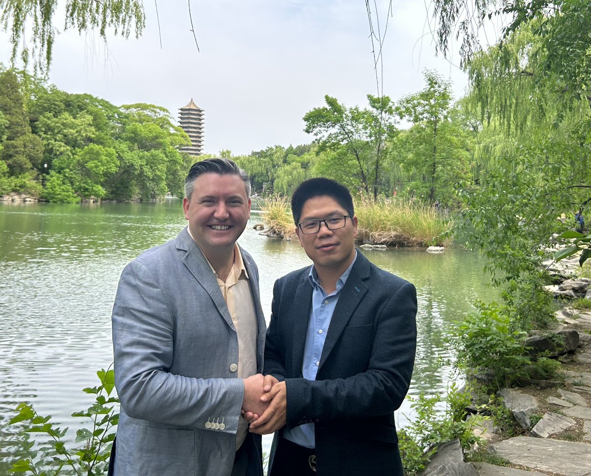 Ross Mitchell on Twitter "昨天在北大 Hanging out with my Yale buddy Li Yang