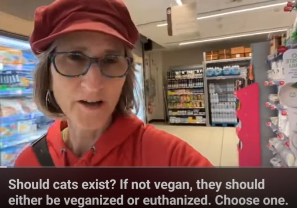 CW: animal death mention //
.
.
.
what in the FUCK.

her ass doesn't care about animals. she's just a sociopath with a fucking christ complex.