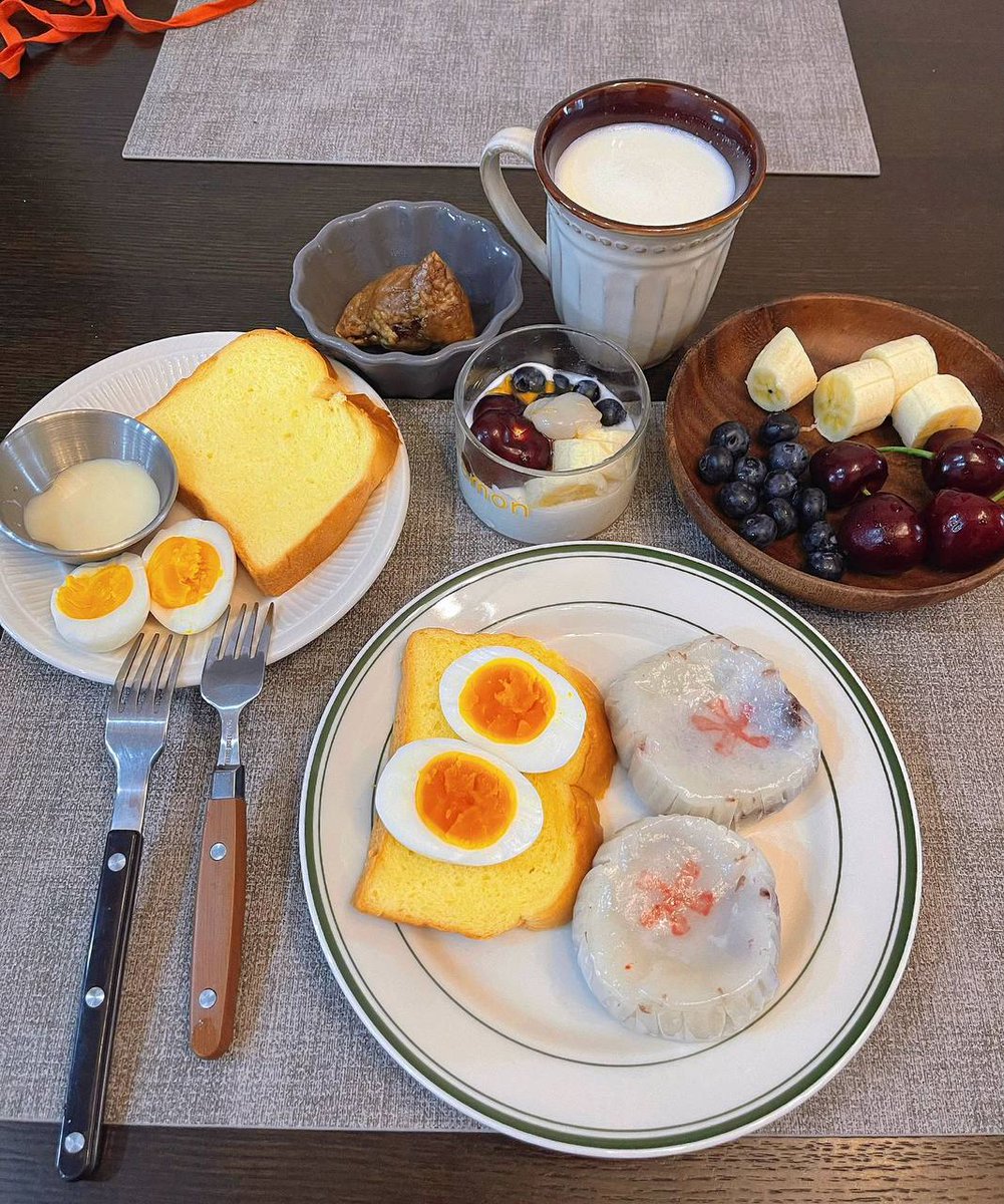 Amy665456's tweet photo. A good day starts with a good breakfast. https://t.co/QjZ5bC3xrI