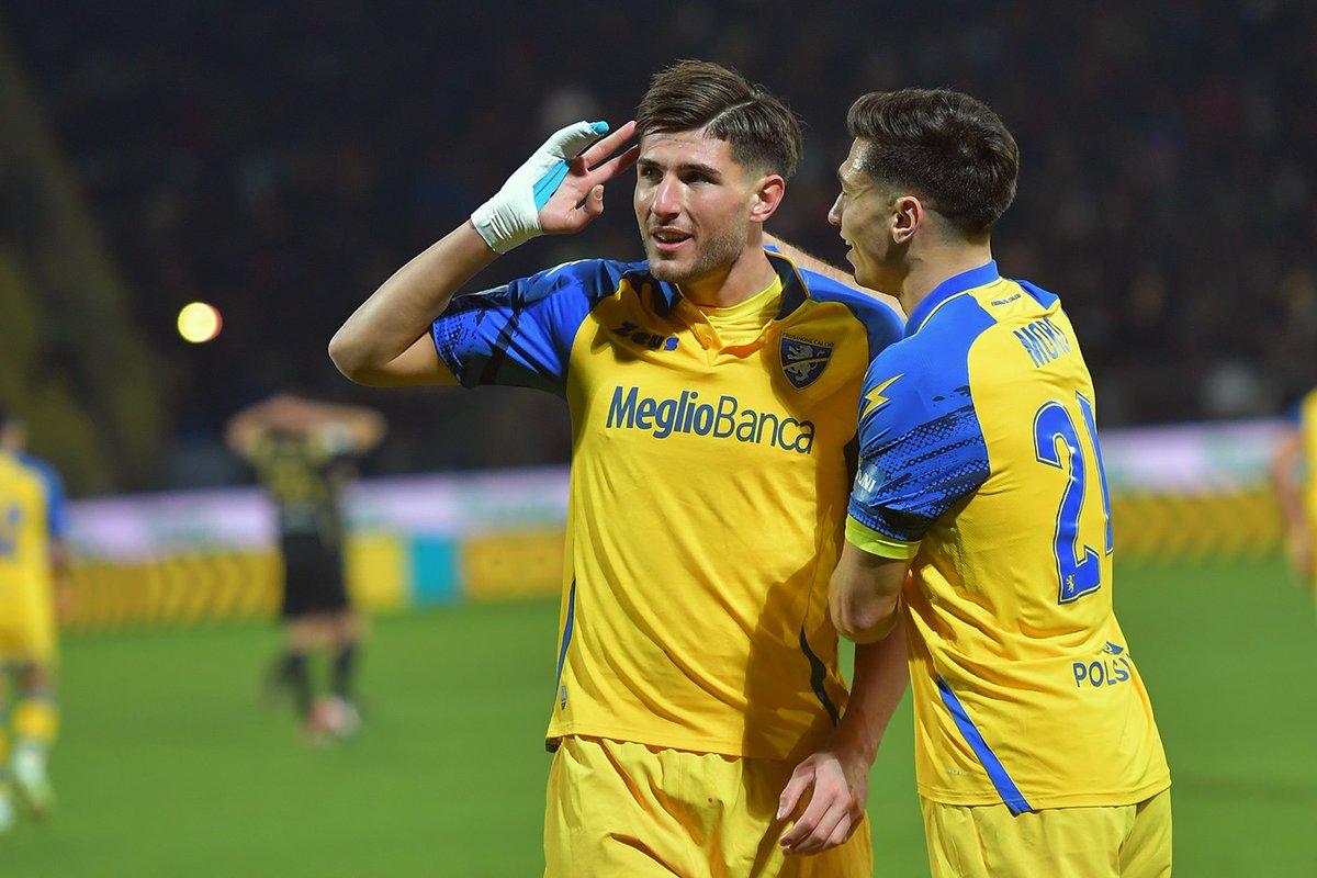 TG24info's tweet image. Serie B – Frosinone-Genoa alle porte, si ferma in allenamento #Borrelli | tg24.info/sport 🔸 tg24.info/sport/serie-b-… #frosinone #genoa