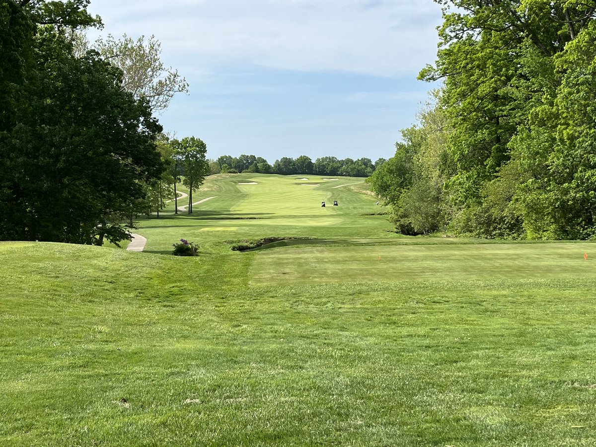 Nice afternoon for a round of golf <a href="/PWGolfClub/">Persimmon Woods GC</a> Thanks <a href="/ScheibleNick/">Nick Scheible</a> course looked and played great!