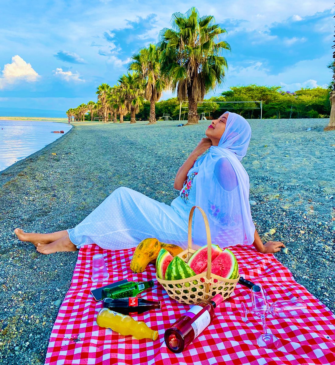 VisitOromia's tweet photo. 𝐀 𝐅𝐫𝐨𝐥𝐢𝐜 𝐢𝐧 𝐭𝐡𝐞 𝐒𝐚𝐧𝐝𝐬 𝐨𝐟 𝐋𝐚𝐧𝐠𝐚𝐧𝐨
📍Lake Langano, Oromia, Ethiopia
📷: Abdelkadr Ibrahim
#langano #beach #weekendvibes #visitoromia #landofdiversebeauty #Ethiopia #landoforigins https://t.co/yuiDHiannd