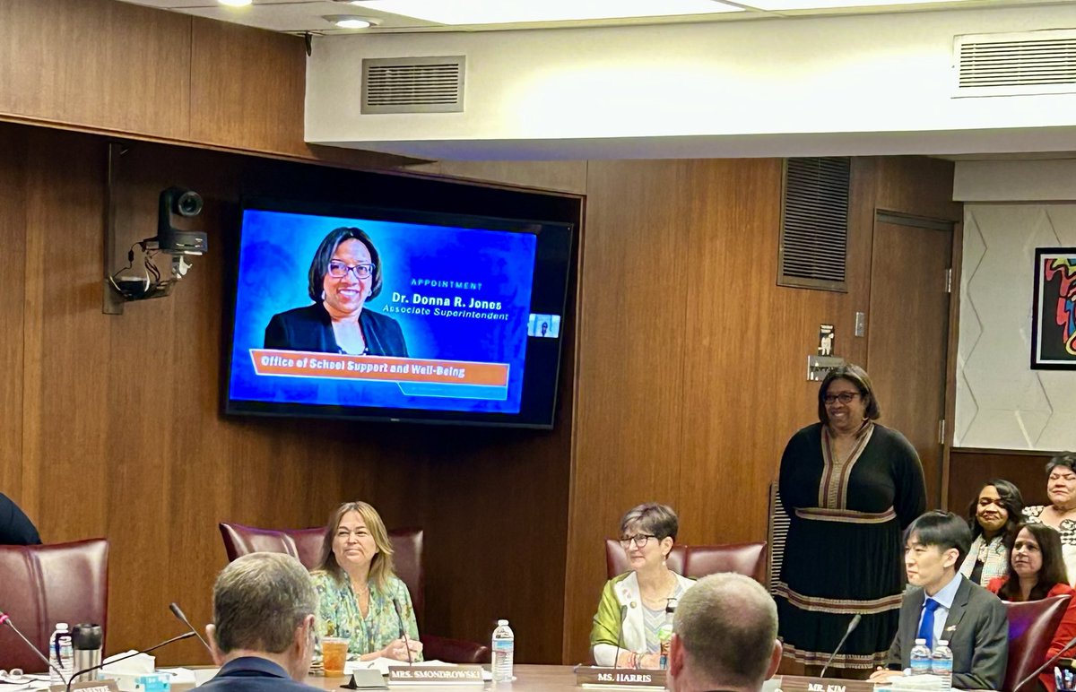 Michelle Schultze (@ossidirector) on Twitter photo Congratulations to <a href="/DrJones_OSSI/">Donna Redmond Jones</a> a stellar leader and exceptional colleague on being named Associate Superintendent today! 🎉 Congratulations to <a href="/DrJones_OSSI/">Donna Redmond Jones</a> a stellar leader and exceptional colleague on being named Associate Superintendent today! 🎉