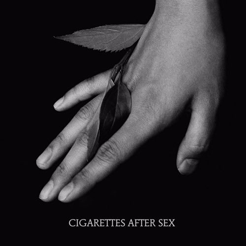 有這樣一首歌
很適合做愛聽
讓人陶醉不已
在旋律中高潮

分享給你們
Apocalypse--Cigarette After Sex
youtu.be/sElE_BfQ67s

好奇大家做愛都喜歡聽什麼呢☺️

#迷幻慵懶
#cigarettesaftersix