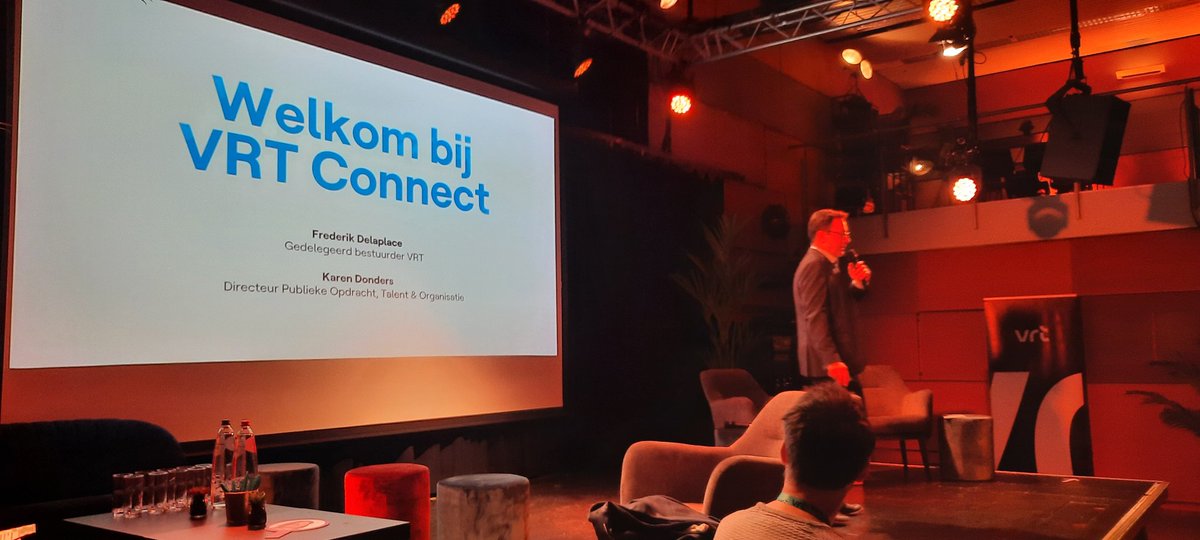 DecraemerJan's tweet photo. Op bezoek bij @VRT voor een #vrtconnect over #Onderwijs. Discussie over content en ontsluiting voor leerlingen en leerkrachten, #mediawijsheid en @meemoo_be https://t.co/l0jEWO7qBy