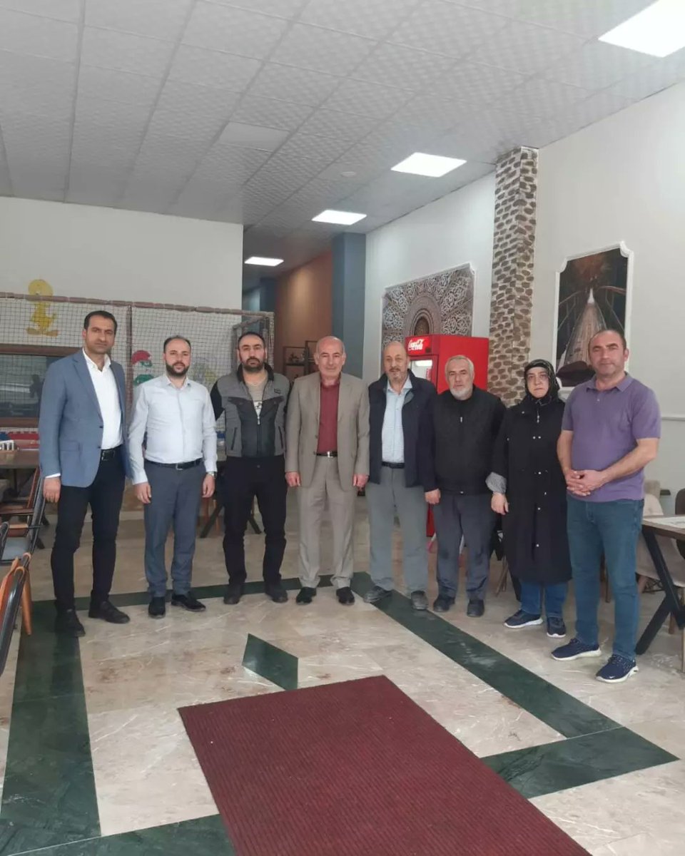 İlçe Bşk. Sn <a href="/HaktanOmeroglu/">Haktan Ömeroğlu</a>  nezdinde ilçe Bşk. Yardımcılarımız <a href="/1_omer__tanas__/">Ömer TANAS 🇹🇷🇹🇷🇹🇷</a> , <a href="/MuratDizman_25/">Murat DIZMAN</a> ve Palandöken meclis üyemiz #ÖmerDüzgün‘ün  de katılımıyla #ibnisinailköğretim okulu sandık başkanları toplantısı gerçekleştirildi.
<a href="/RTErdogan/">Recep Tayyip Erdoğan</a> <a href="/Akparti/">AK Parti</a>
<a href="/avibrahimK/">İbrahim KÜÇÜKOĞLU</a> <a href="/HaktanOmeroglu/">Haktan Ömeroğlu</a>