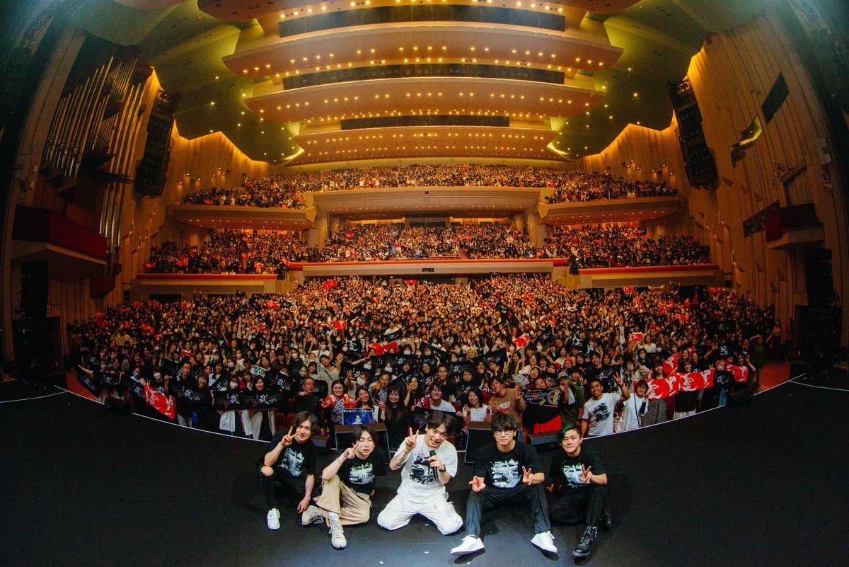 yuri_moriya's tweet photo. 優里ツアー
東京2日目！長いツアーが始まってる。
さらにアップデートしていくヨ✌︎

#優里2023TOUR弐 https://t.co/RpHT9NTql8