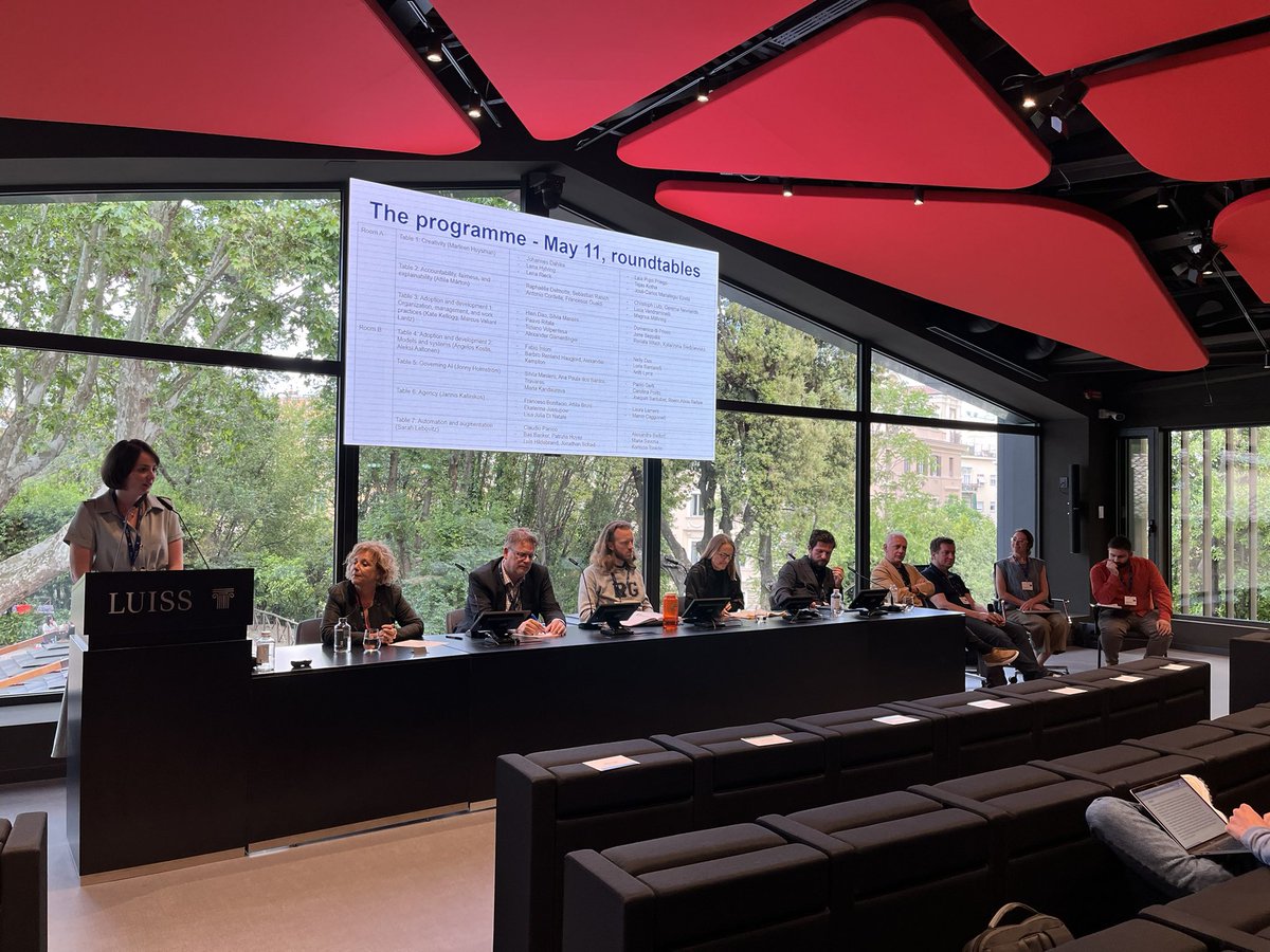 cristina_alaimo's tweet photo. Wrapping up the first day with a ‘long’ panel! 🙃

Nine moderators from the afternoon round table work are sharing their views on the main themes from the discussion

Plus the wonderful @Lauren_wbg introducing them! 

#TheorizingAI 

@UniLUISS https://t.co/iqUpXEcZUy