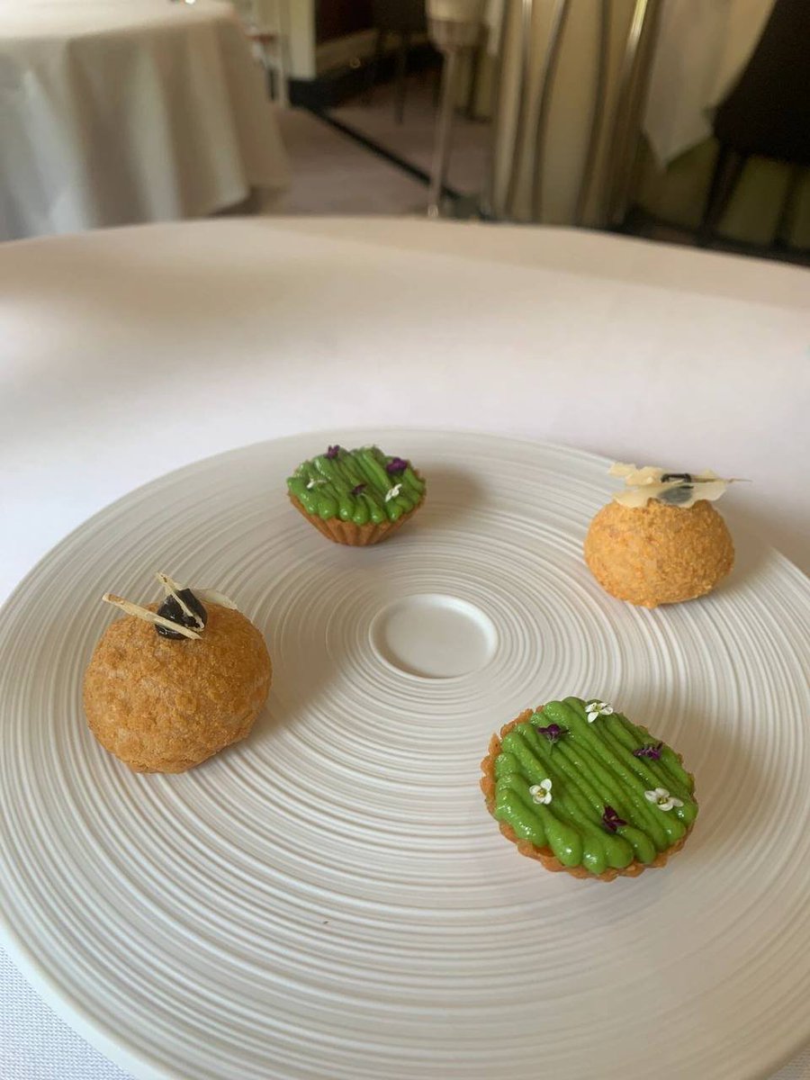 CBaxter4's tweet photo. Eat the food you love. Live the life you love.  #Gourmet https://t.co/Qd528loy8K