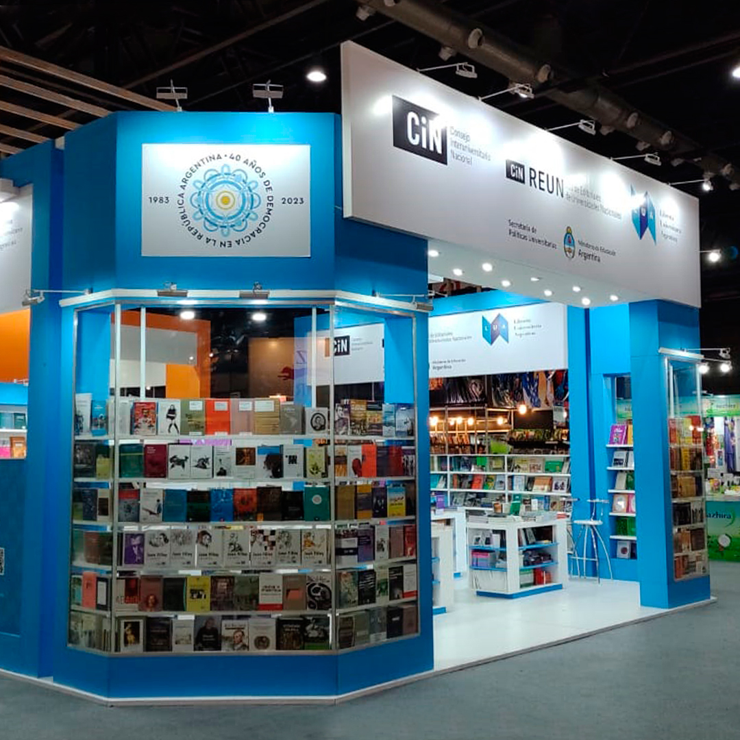 iupfanoticias's tweet photo. #ComunidadIUPFA | El #IUPFA se encuentra presente, con su #EditorialIUPFA, en el stand de #LUA en la 47° Feria Internacional del Libro de Buenos Aires. #LUA es una iniciativa del #CIN a través de su #REUN.

#FILBuenosAires : Stand 317. pabellón Azul.

https://t.co/OZyaE6Dey0 »» https://t.co/1iSIAVwEBd