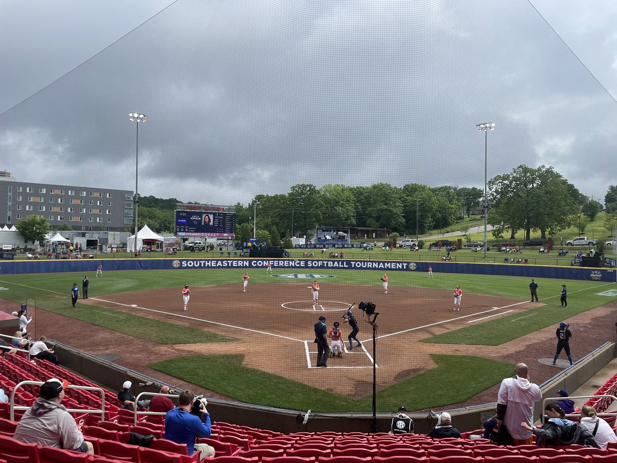 How about we play some softball, Cats Fans?!!!!!  Let’s go!!!!  😼 #SECSB #GoCats