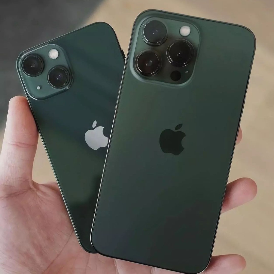 GetFreeIphone13's tweet photo. 🚨GIVEAWAY ANNOUNCEMENT🚨 Don't miss your chance to win the all-new iPhone 13! To enter, follow, retweet, and tag 3 friends in the comments. Then, please visit the profile link and submit your details. Winner will be announced in 2 weeks! Good luck! 🎉 #iPhone13Giveaway https://t.co/2EOOv8UaRu