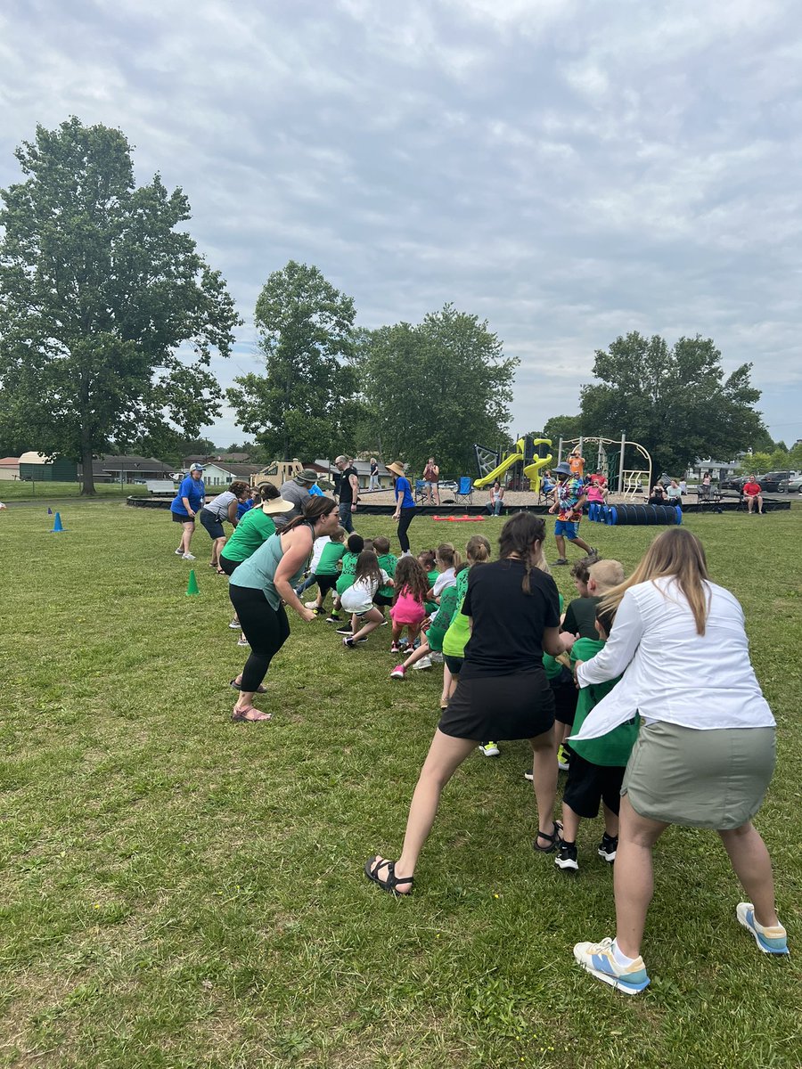 First grade brought their A game to Field Day 2023! 💪🏆