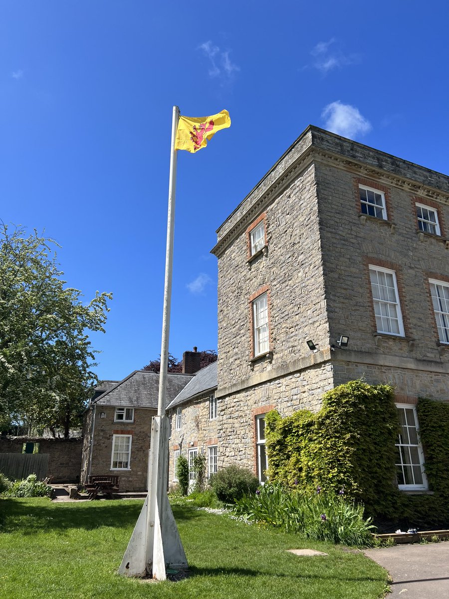 *FINALLY* the sun has made an appearance for #somersetday2023 at Kilve Court!
Its Family Day on Saturday and we will be open for you to come and have a go at a few activities!
We will be serving food and drink which you’ll need cash for and cash for entry or pre pay online!☀️❤️