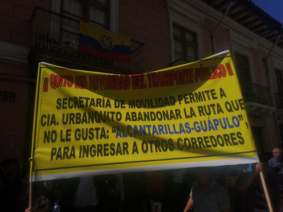 QUnitrans's tweet photo. @pabelml @SAlexPC
@movilidadquito_ deja+enredado rutas d UIO
A 100 x hora hacen estudios y análisis selectivos d marco legal para crear nuevas rutas y modificar otras
Decisiones q no solo afecta a operadoras q "no son amigas d administración" sino a usuarios
@ACampanaRemache https://t.co/faZfgOXfPL