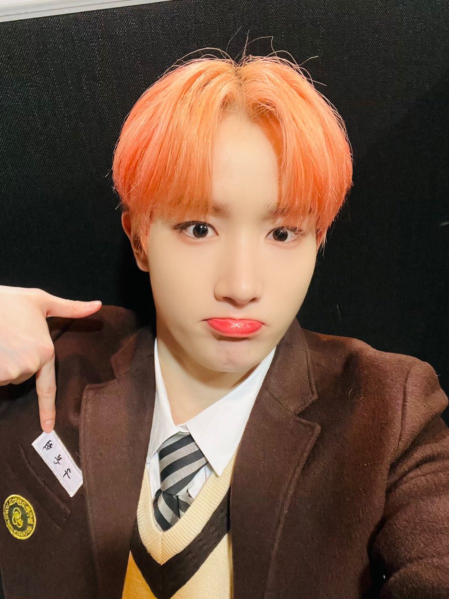 TPST_twt's tweet photo. [#혁] 저,, 선배님,, 혹시 저랑 급식 같이 먹을래요?? https://t.co/5jIYTaaDhp