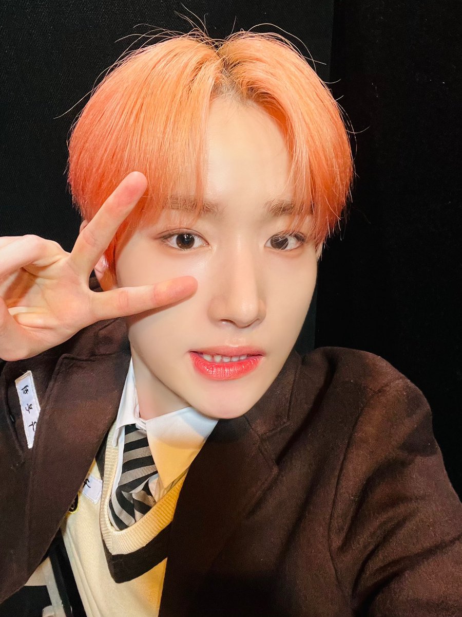 TPST_twt's tweet photo. [#혁] 저,, 선배님,, 혹시 저랑 급식 같이 먹을래요?? https://t.co/5jIYTaaDhp
