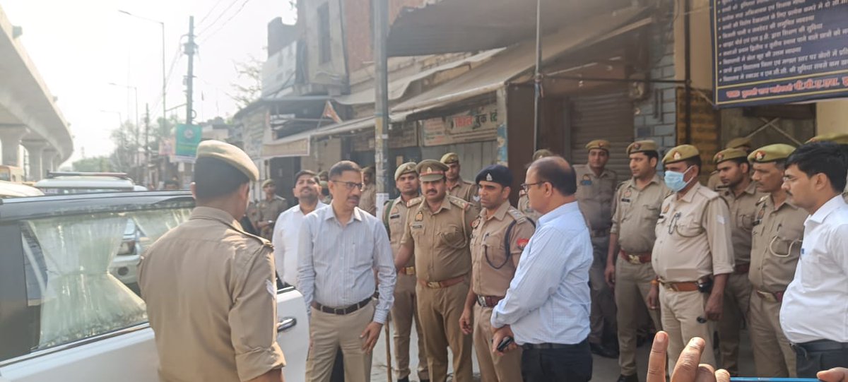 DM Ghaziabad tweet media