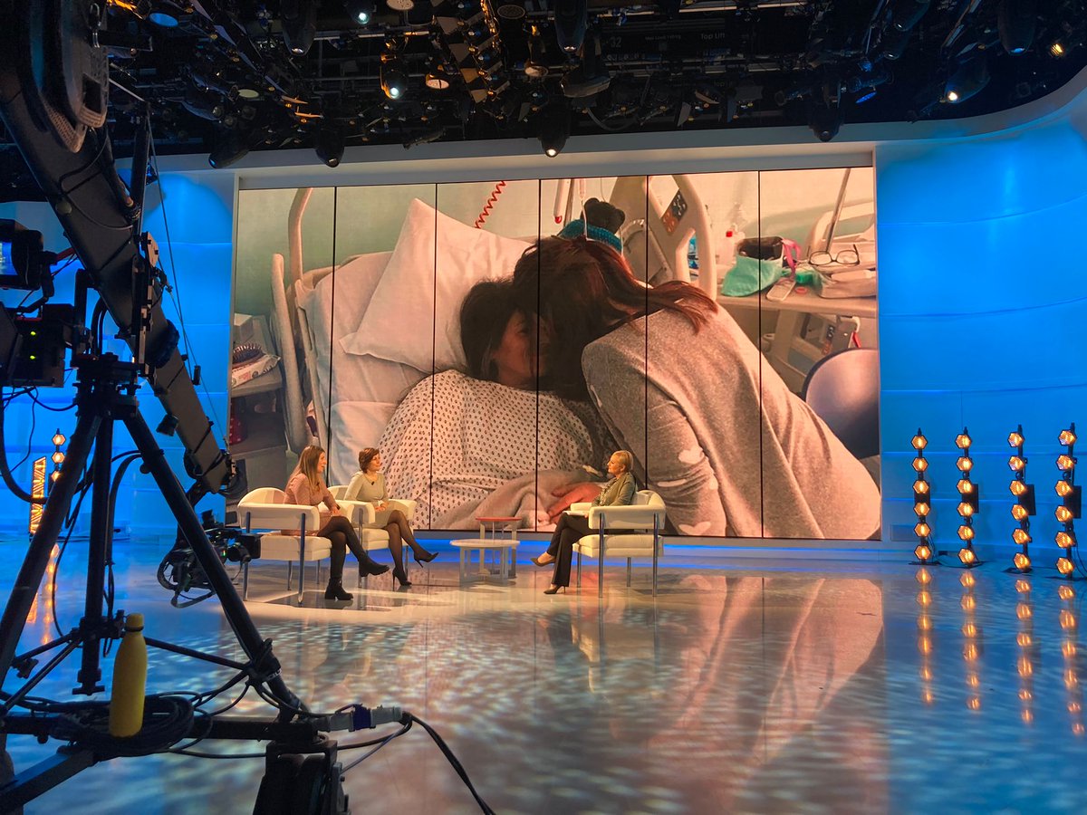 A #FinalmenteDomenica Giuseppina Alessi, Nadia Fanchini e il ricordo di Elena Fanchini, la campionessa di sci scomparsa a 37 anni.

#FinalmenteDomenica, condotto da Lucia Ascione, ogni domenica alle 17 su <a href="/TV2000it/">Tv2000.it</a> (canale 28 -157 sky)