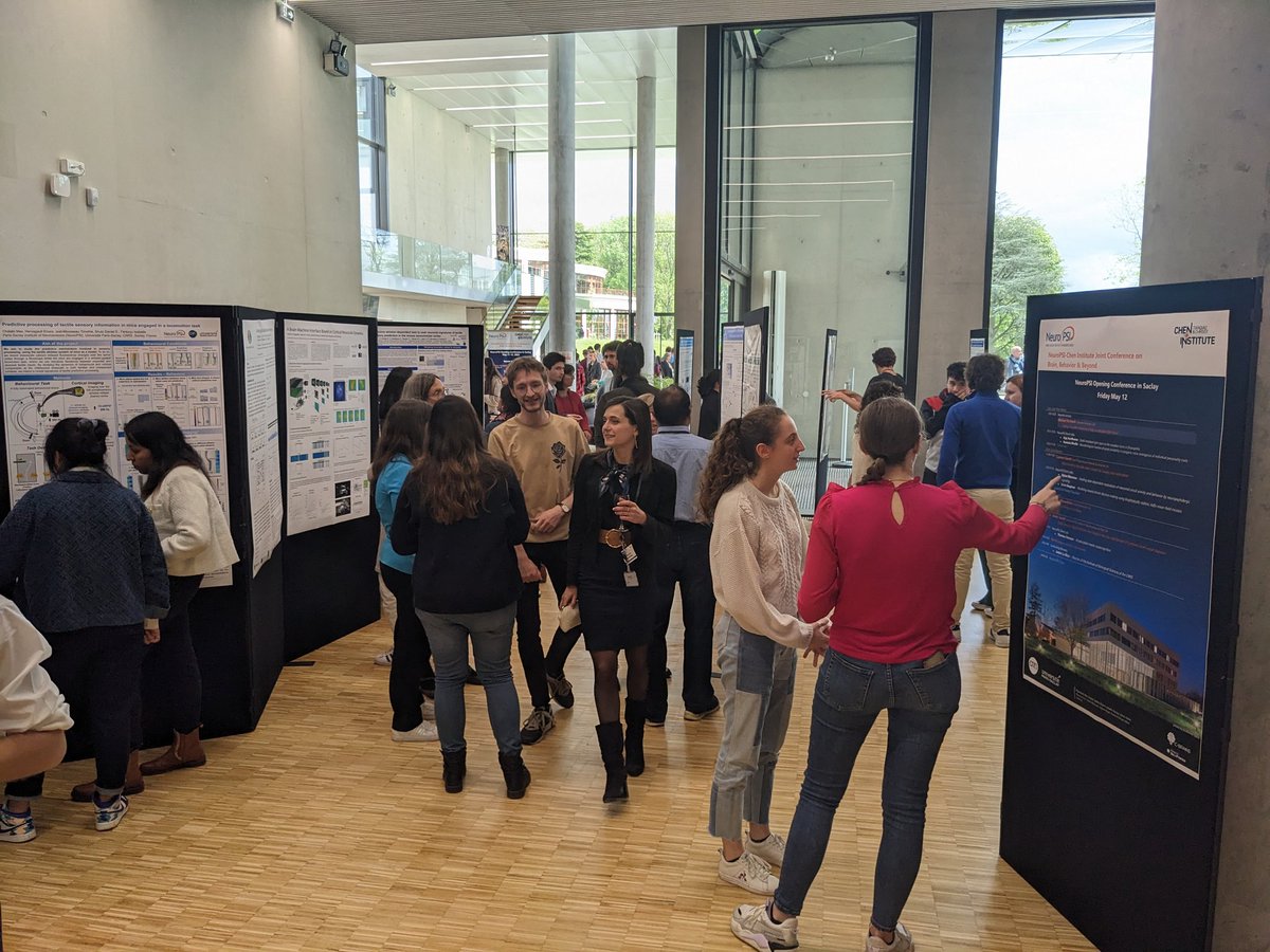 An_in_dita's tweet photo. Student poster session was a great crowd-puller. Don't miss talking to the students who make the science come alive! @NeuroPSI_saclay #OpenNeuroPSI https://t.co/G4uQqXdkPg