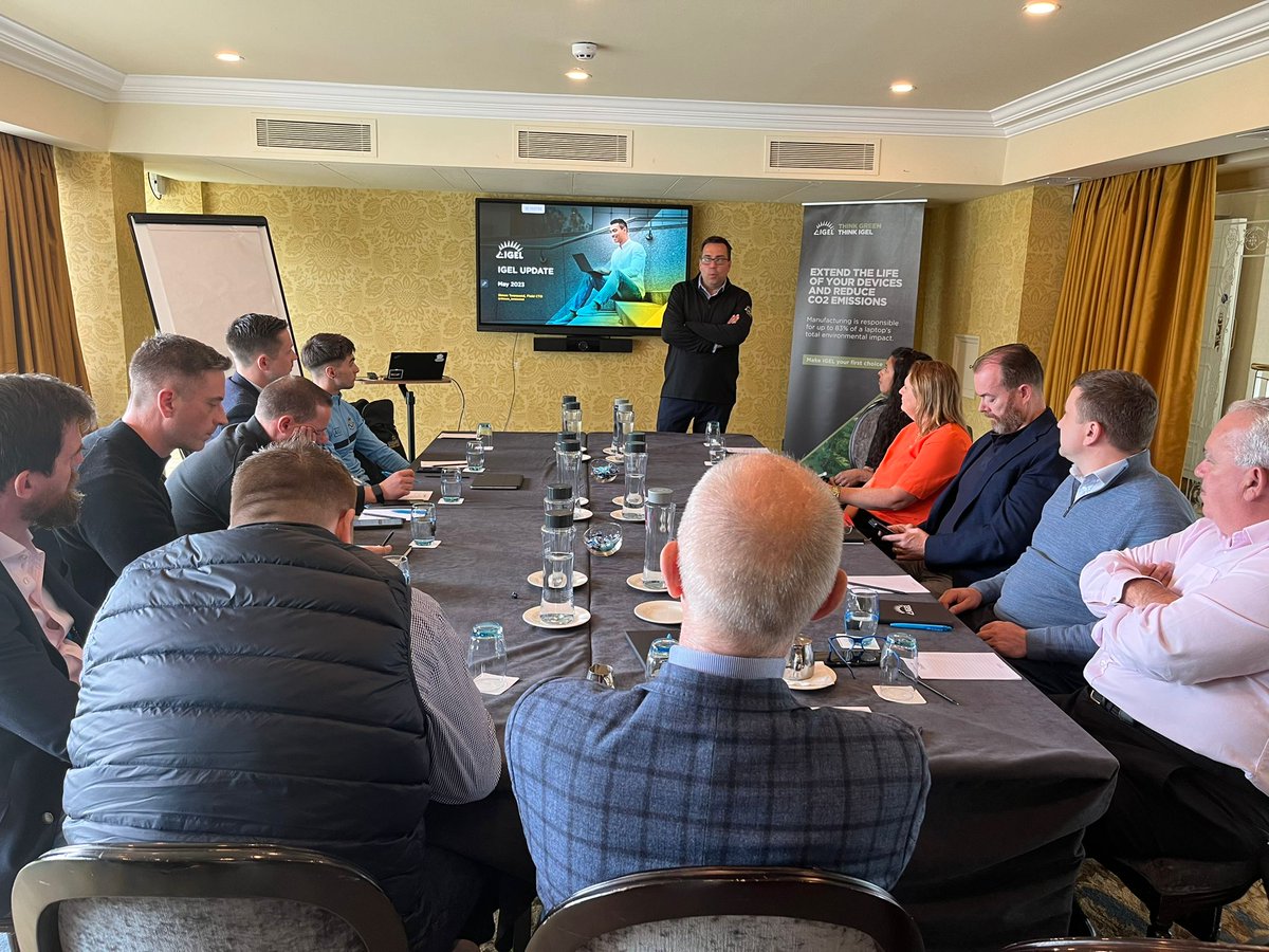 climbcs_ie's tweet photo. Simon Townsend kicks of our IGEL COSMOS update for many partners at the Radisson Blu St. Helen's Hotel, Dublin.
@IGEL_Technology @Simon_Townsend #igel #igelcosmos #igeltechnology #datasolutions #itchannel #channelpartners https://t.co/SiLmZlscsc
